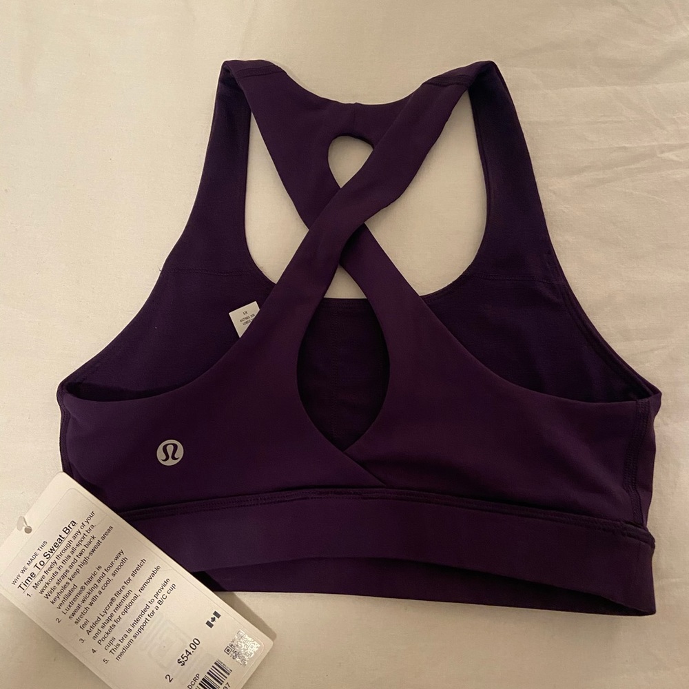 BNWT Lululemon Sports Bra